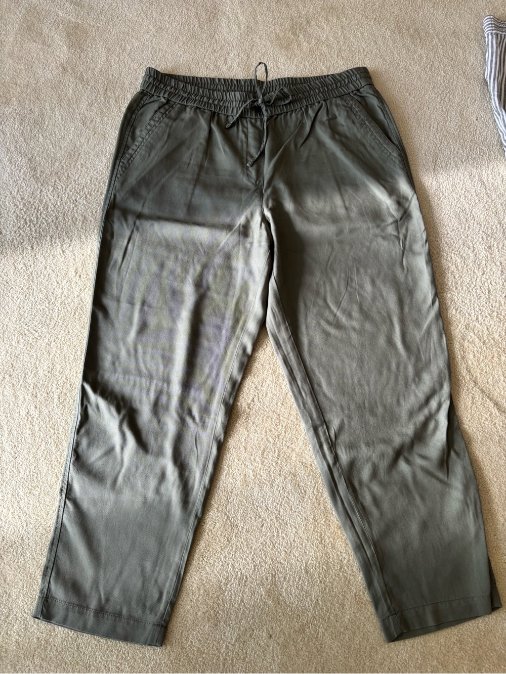 Womens Olive Drawstring Casual Pants worn once